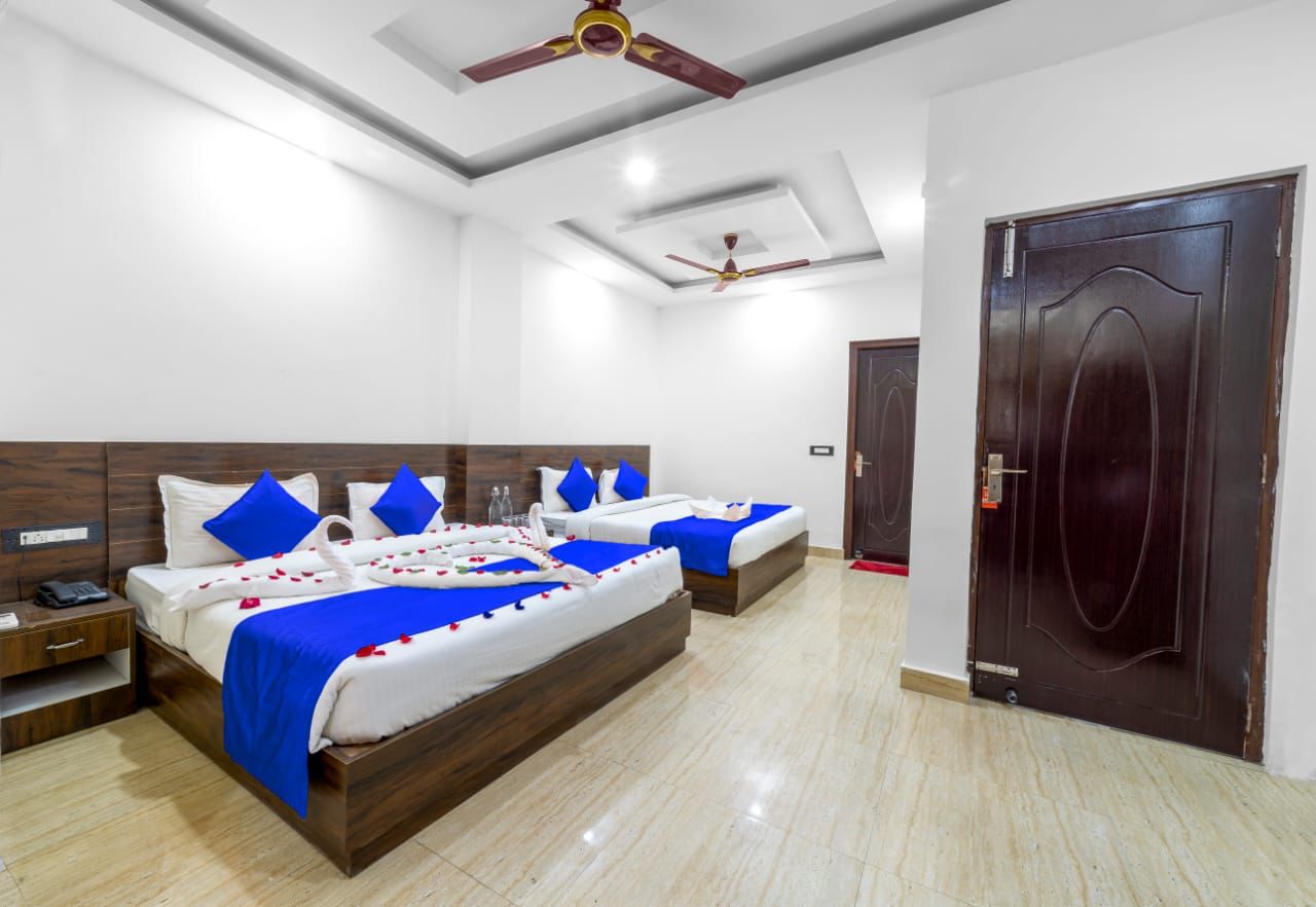Hotel Hilli Stay - Tap to explore photos
