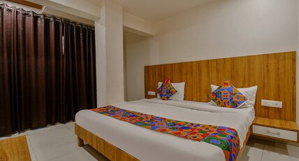 Via Sunshine Regency Room Type - Deluxe Room