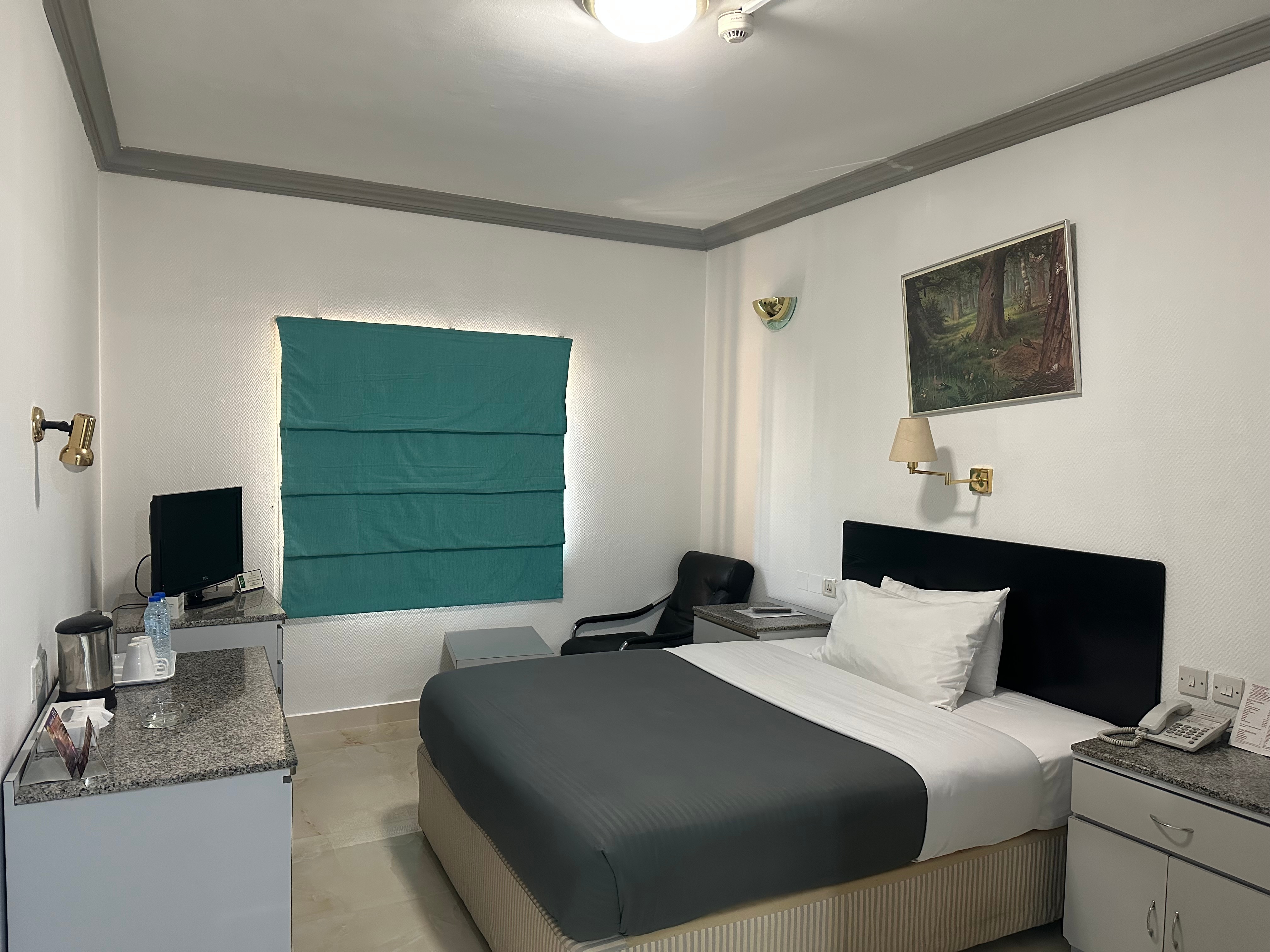 Grand Astoria Hotel, Bur Dubai - Tap to explore photos