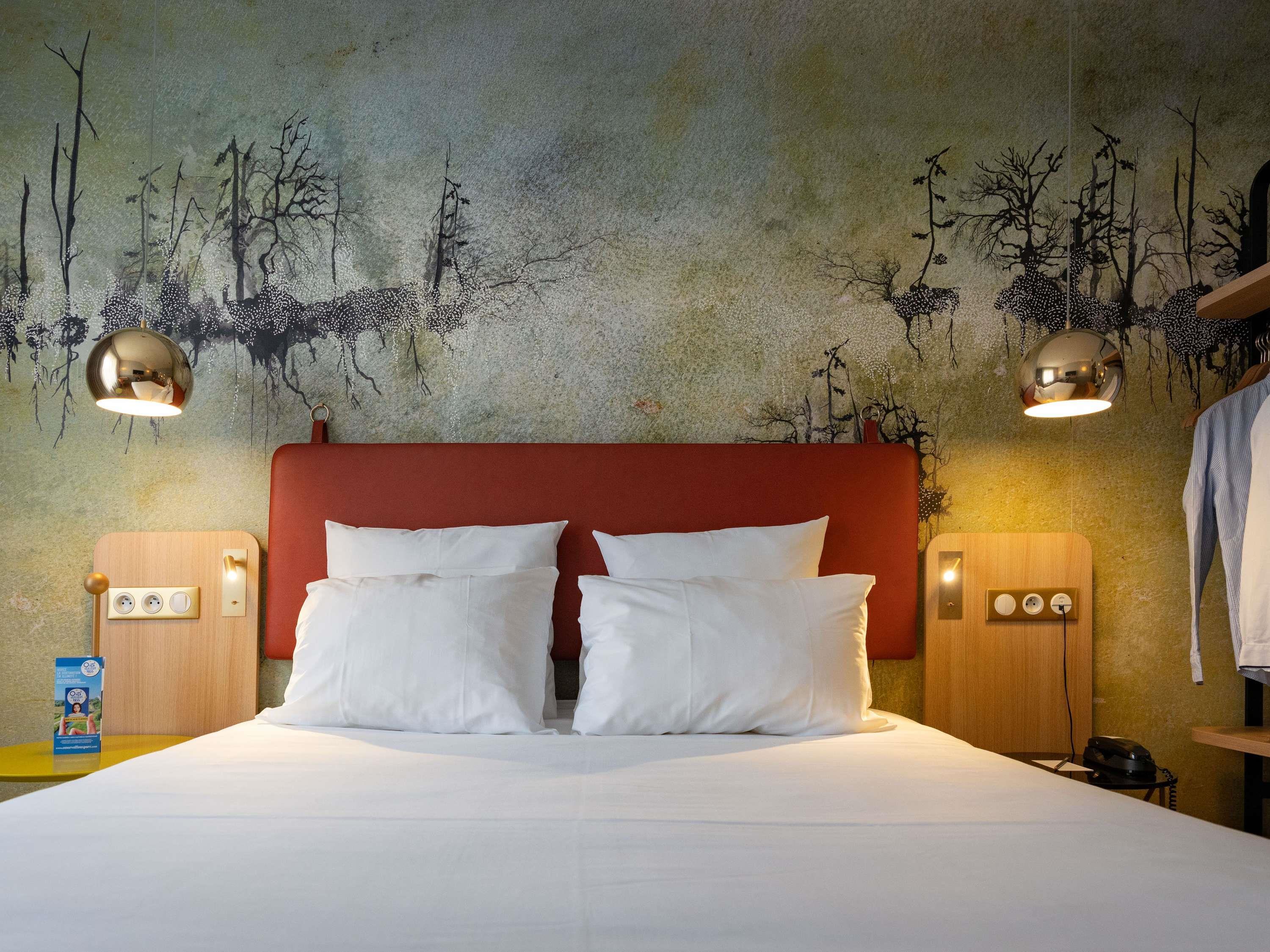 Mercure Saint Omer Central Station - Tap to explore photos