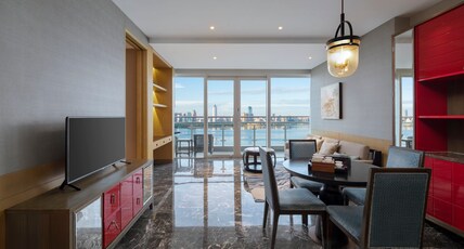 InterContinental Hotels HAIKOU SEAVIEW Room Type - 1 Bedroom Residential Suite Sea View