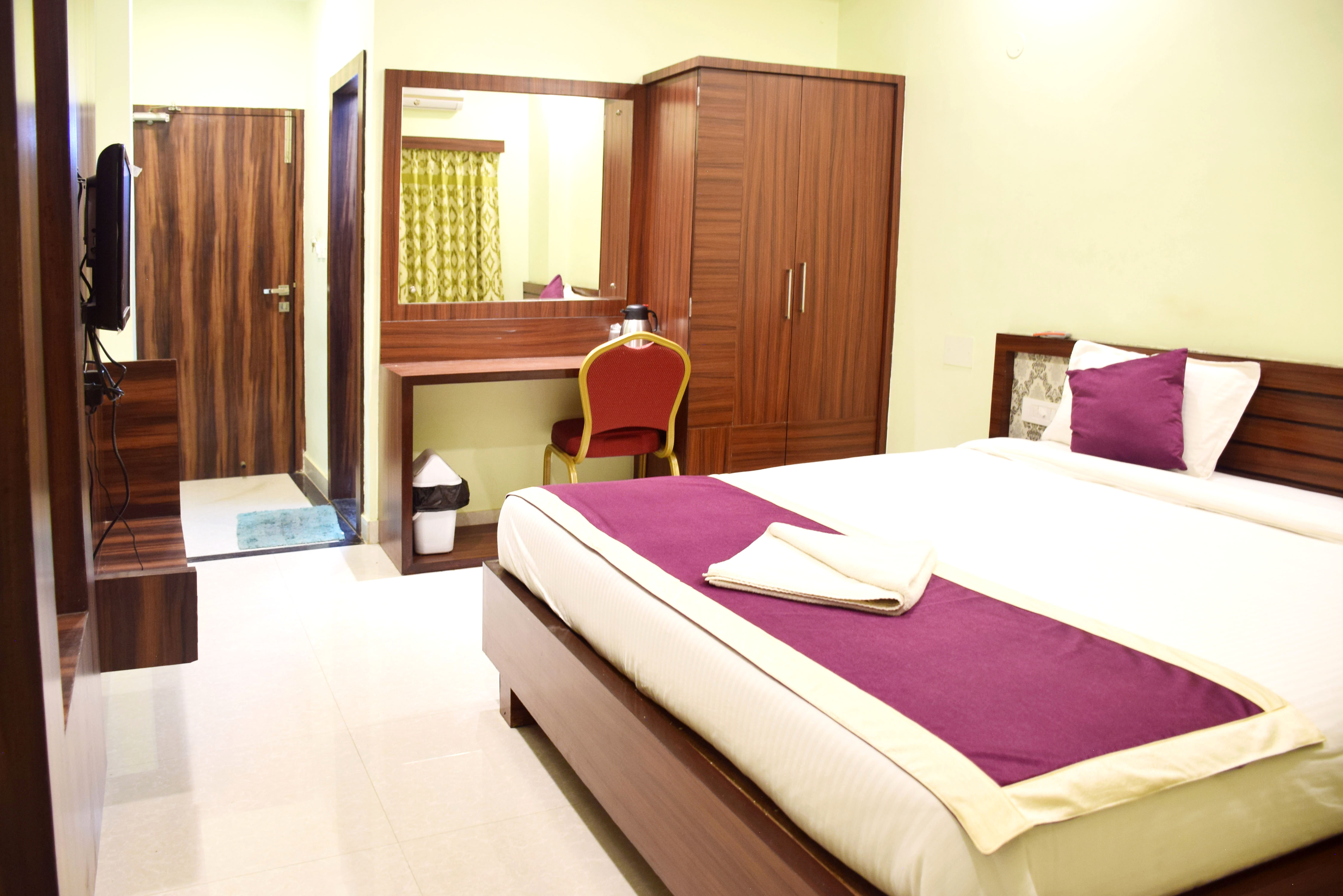 Hotel Shreedev Grand - Tap to explore photos