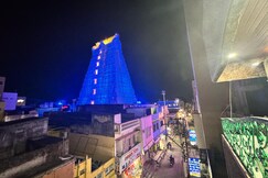 Royalseshu Residency Homestay