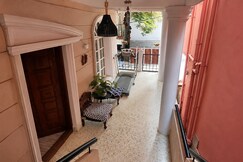 Ravi Villa2