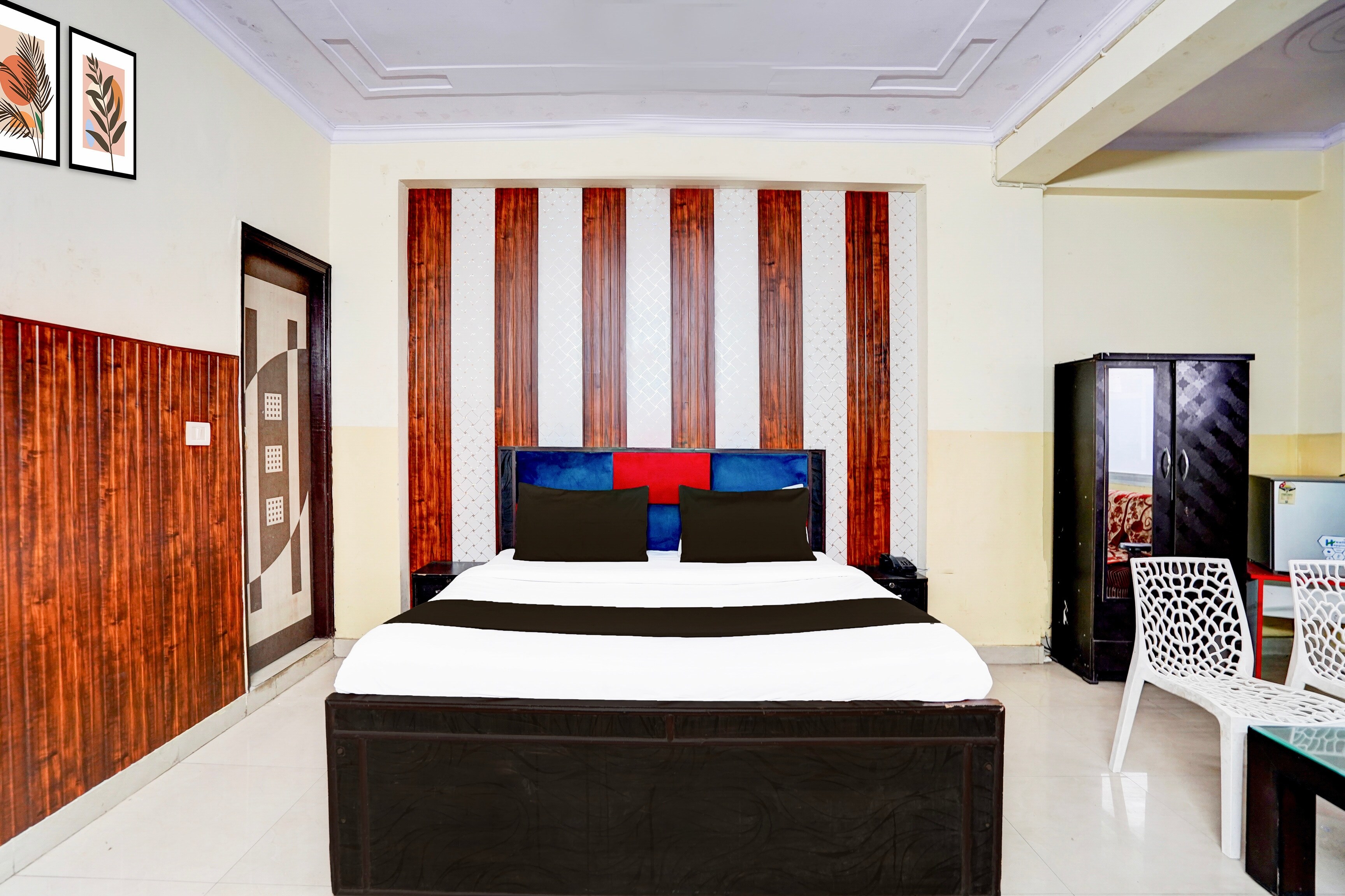 Hotel O Shivam Residency - Tap to explore photos