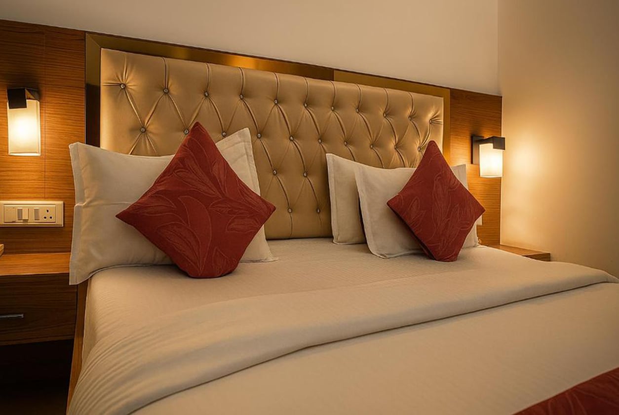 Hotel Shanti Vilaas - Tap to explore photos