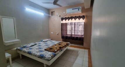 Asopalav Hotel Room Type - DOBLE BEDDED NON A/C ROOM