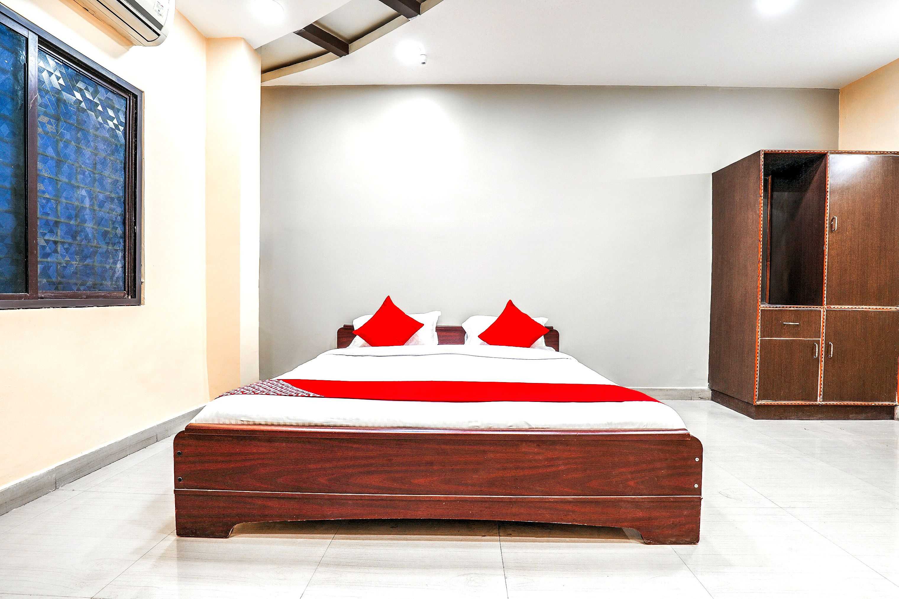 Hotel O satya lodge - Tap to explore photos