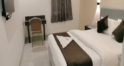 Hotel Paramount Room Type - Deluxe Room AC Room