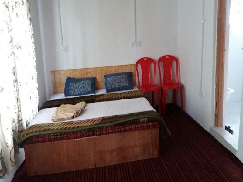 New HEAVEN ROSE - Tap to explore photos