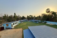 Deep bhavani resort