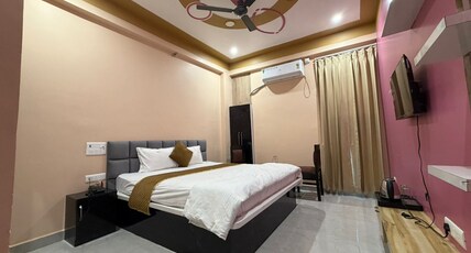 Hotel Anu Room Type - Deluxe Room Hotel Anu Room Type - Deluxe Room