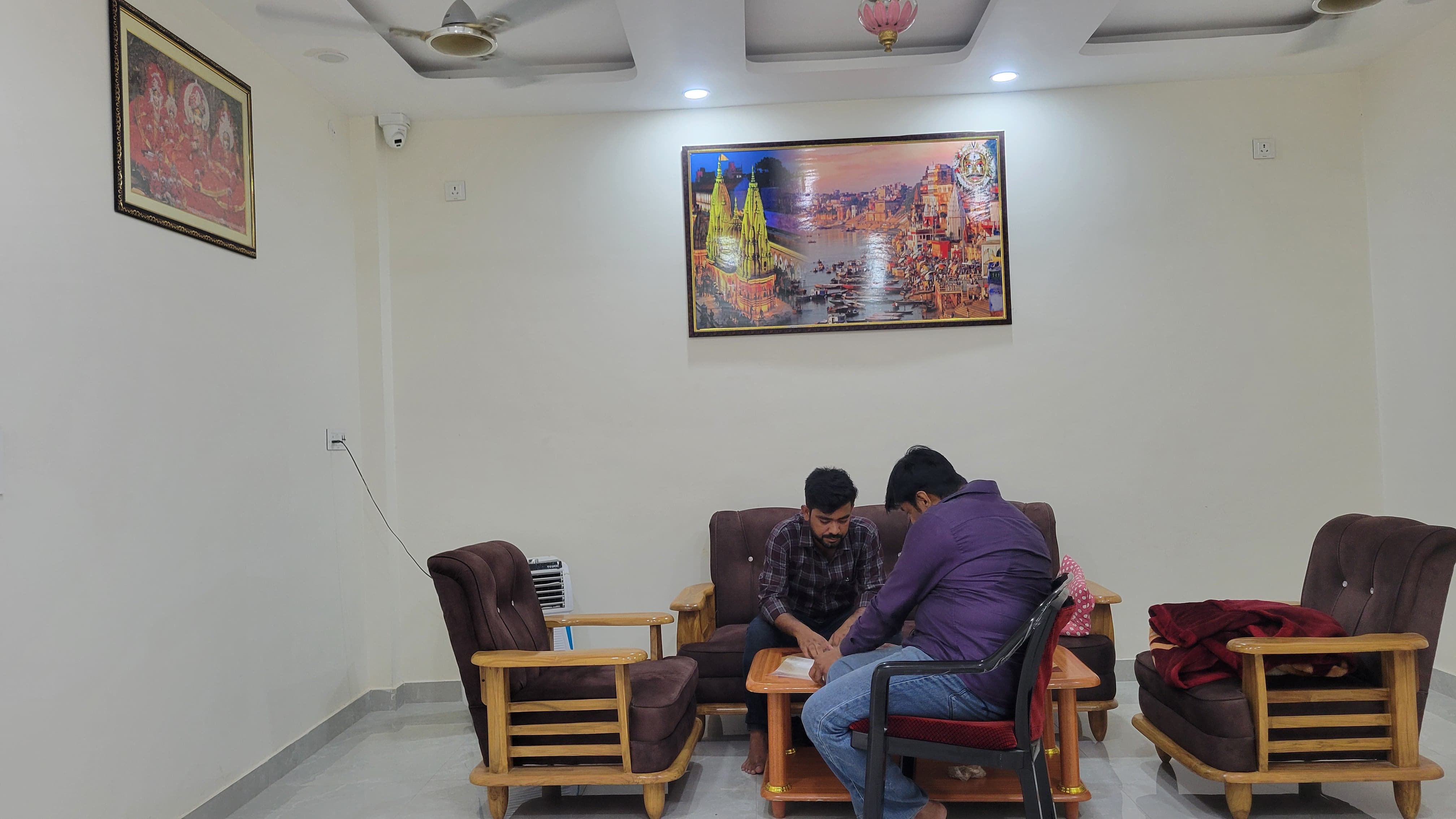 Samriddhi Luxury Stay I Ground Floor Rooms I Free Parking - Tap to explore photos