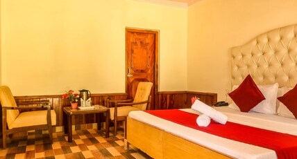 Hotel Pine Grove Room Type - Deluxe Room ( Front Facing )