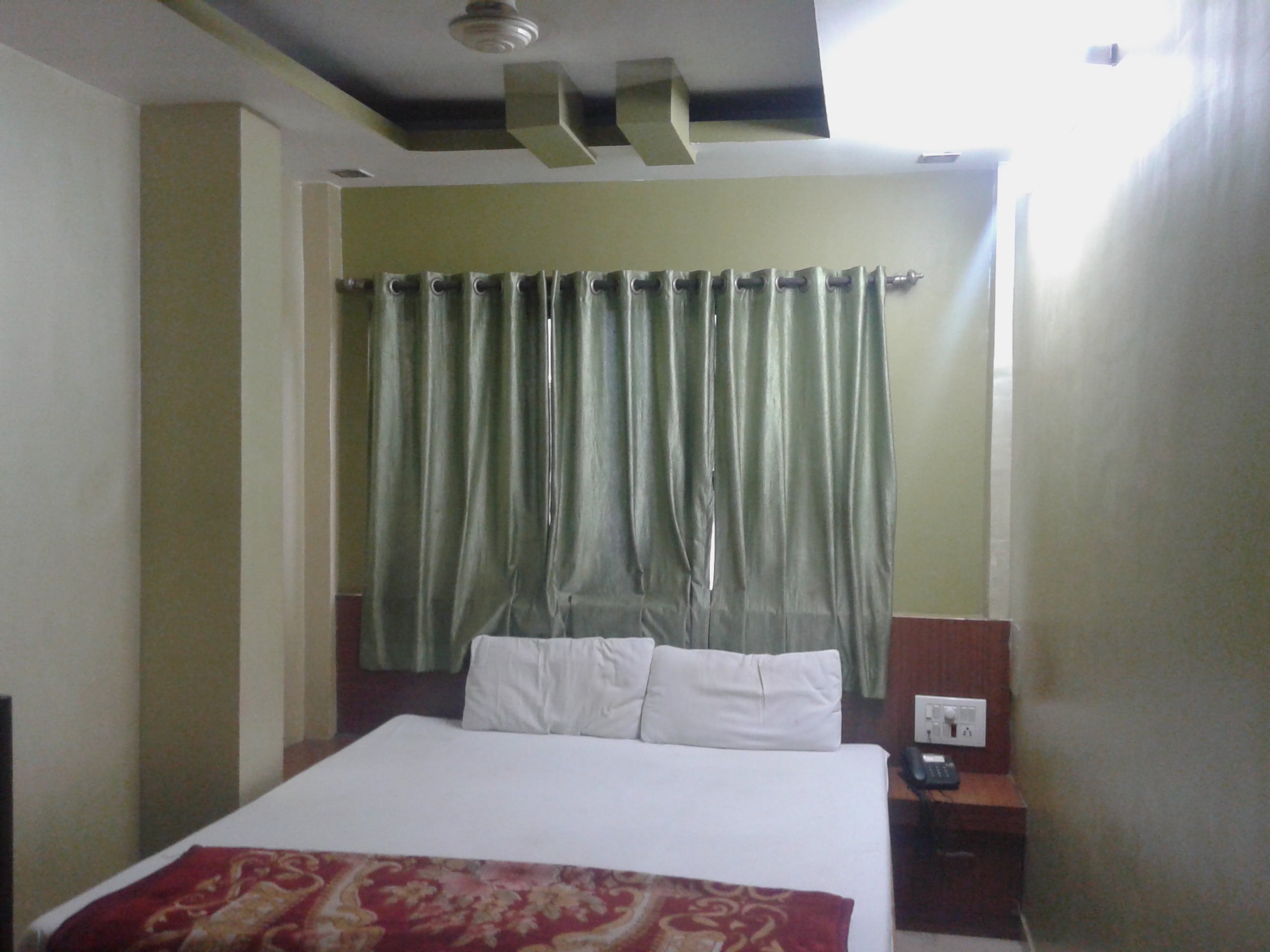 Hotel Shivam - Tap to explore photos