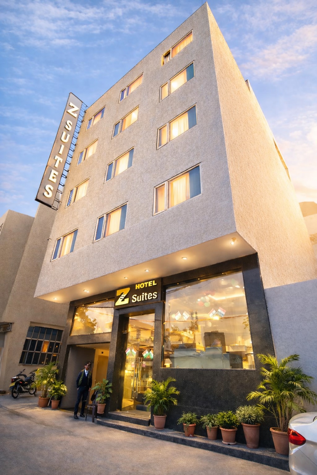 Hotel Z Suite Near Delhi Airport - Tap to explore photos