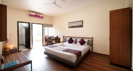 Purple Cloud Urban Room Type - SUPERIOR ROOM