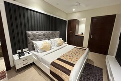 HOTEL APRA DELUXE