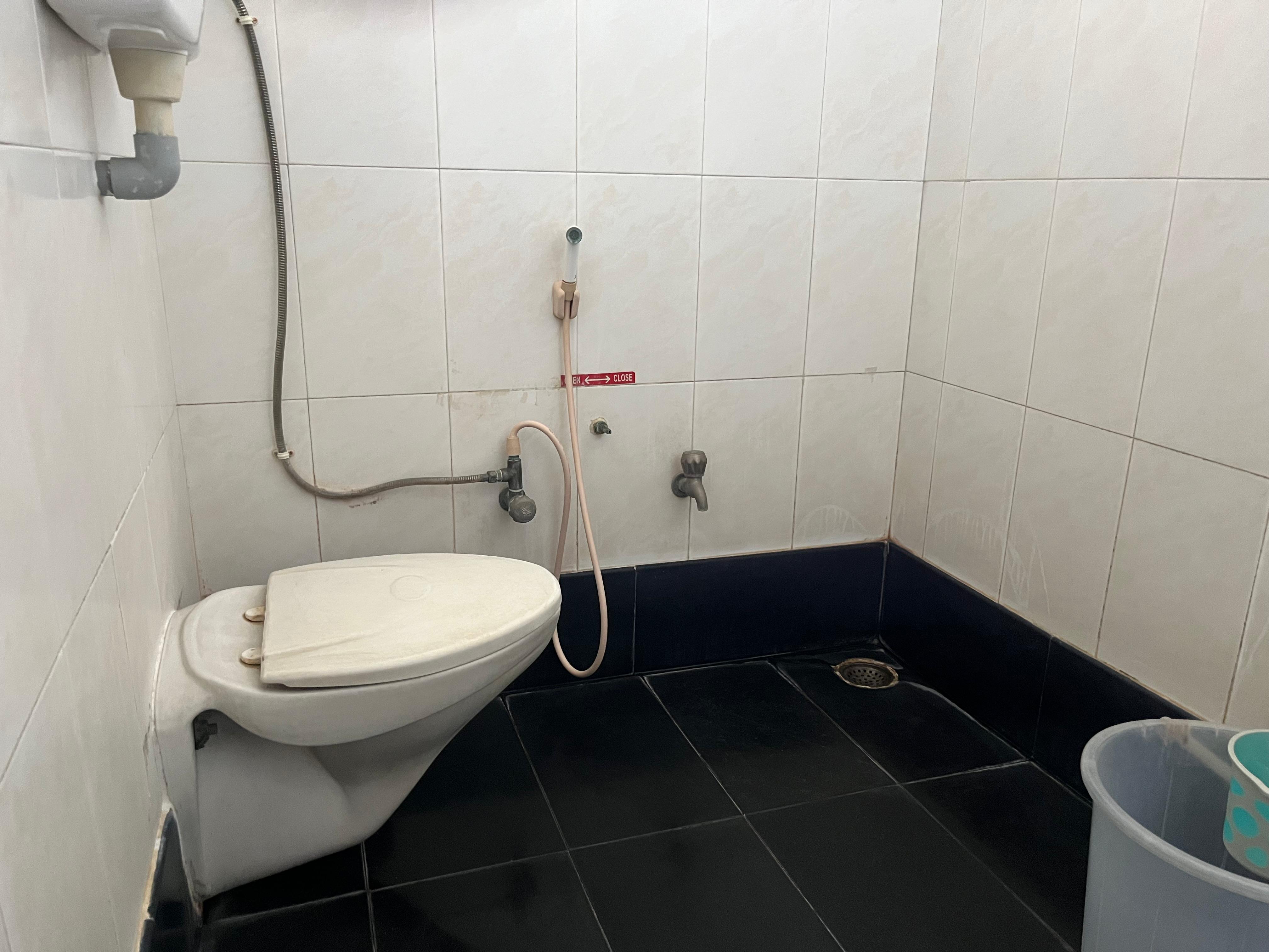 Hotel Sree Saravana Bhavan - Tap to explore photos