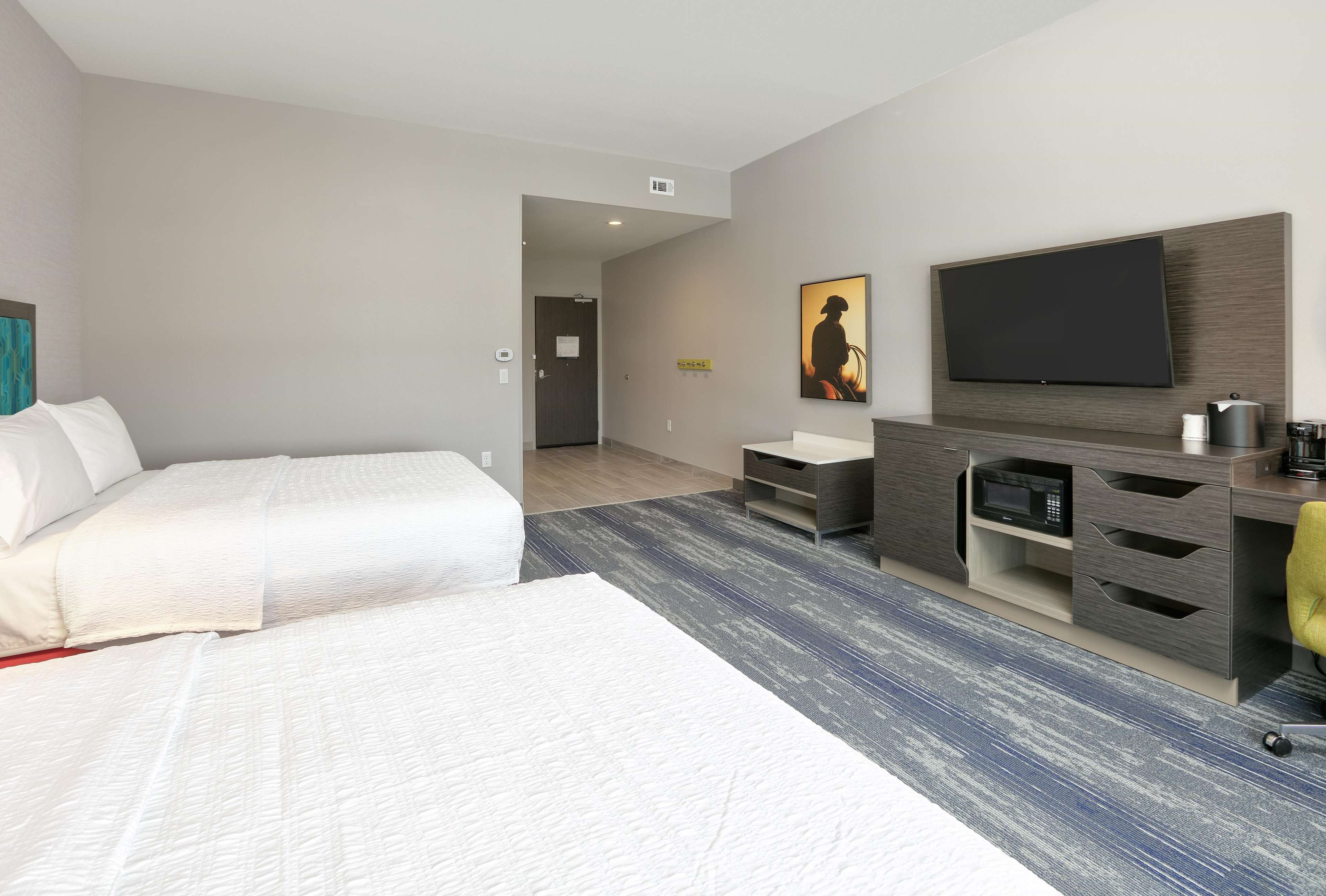 Hampton Inn & Suites by Hilton Dalhart - Tap to explore photos