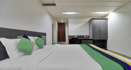 V COMFORT HOTEL Room Type - Standard Room