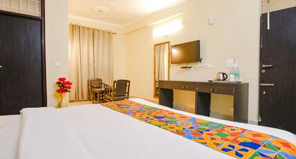 S N Residency Room Type - LE - Super Deluxe Room