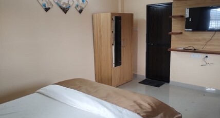 The comfort inn. Room Type - Luxury King Bed Room with City View