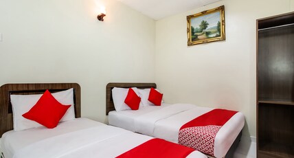 Super OYO 89427 Kavanas Hotel Taiping Room Type - Suite Triple