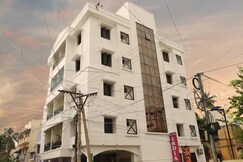 Shree Service Apartment