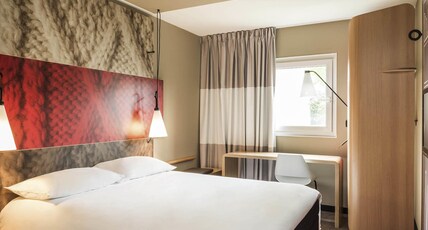H Room Type - Standard Room with 1 double bed