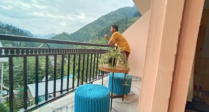 JIBHIHIGHNESS Room Type - LUXURY BALCONY ROOM WITH MOUNTAIN VIEW