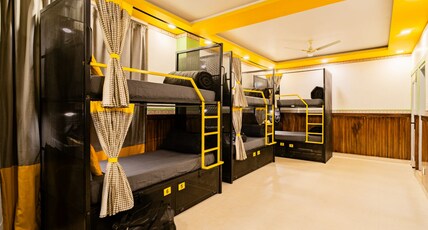 The Hosteller Jibhi Room Type - Bed in 8 Bed Mixed Dormitory