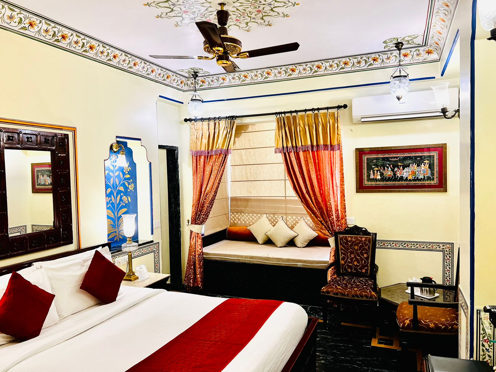 Umaid Mahal - A Heritage Style Boutique Hotel - Tap to explore photos