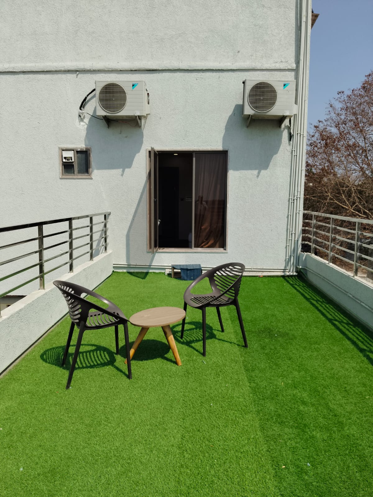 Hotel Tarun Palace - Tap to explore photos