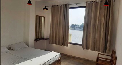 lalghat guest house Room Type - Deluxe Room (Lake View)