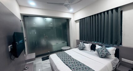 The Seven Eleven Hotel Room Type - Jacuzzi Room