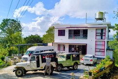CLOUDY HILL HOMESTAY