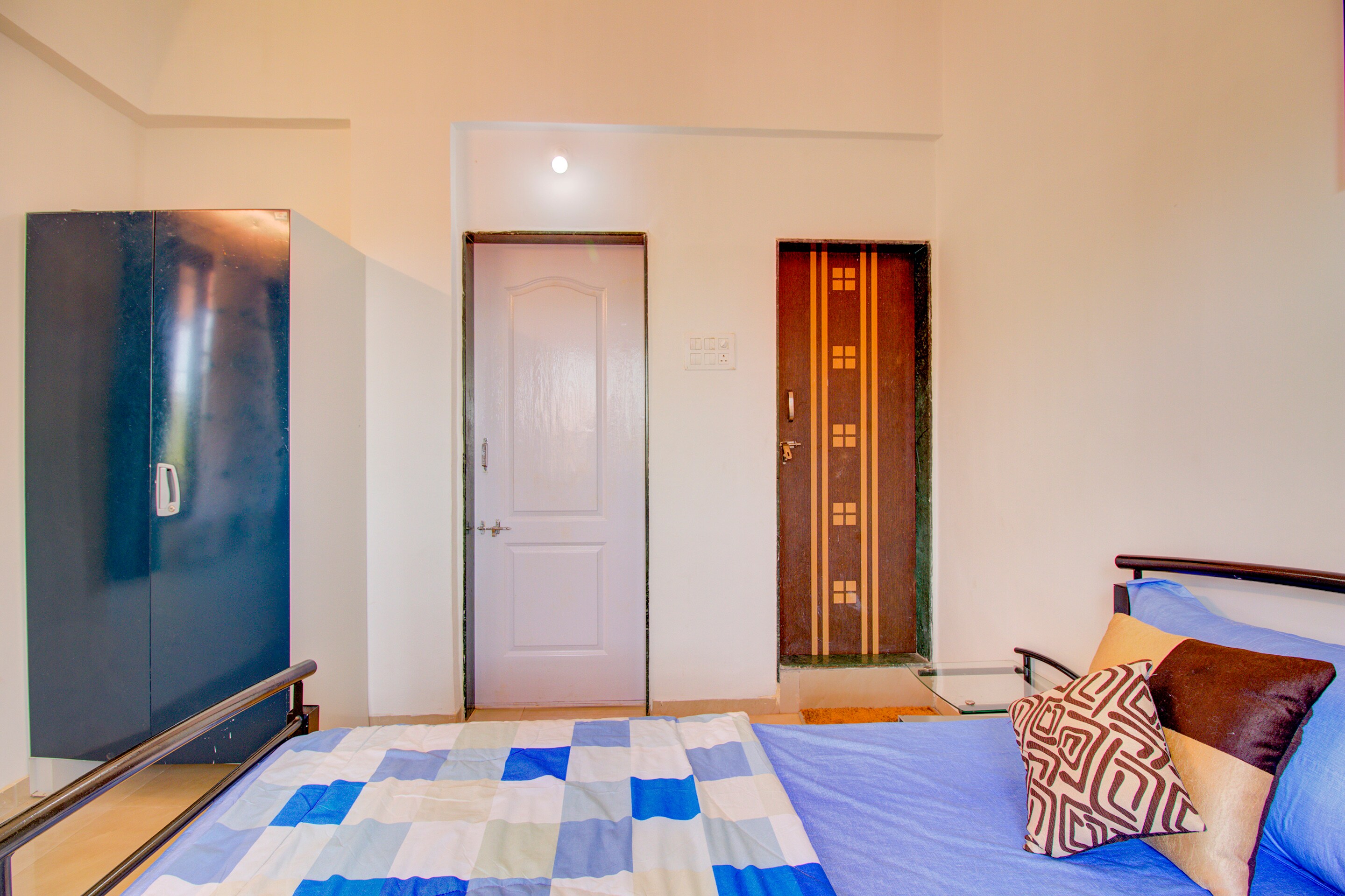 West Valley | Entire 2 BHK Villa - Tap to explore photos