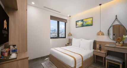 Nguyen Gia Hotel Room Type - Deluxe Double Room with Sea View