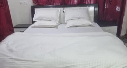 Hotel Nature Hide Room Type - Deluxe Room With Hill View