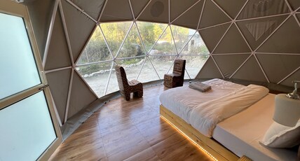 Glamp Kasol Room Type - Luxury Igloo Stays Two