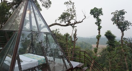 42 Galibeedu Homestay Room Type - The Glass House (Non AC)