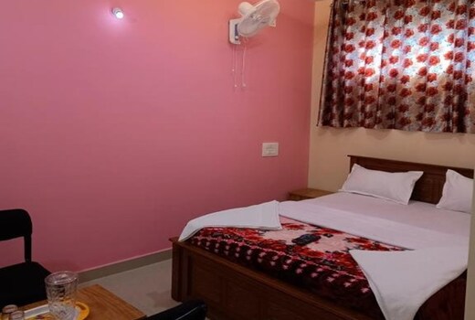 Mayura Residency