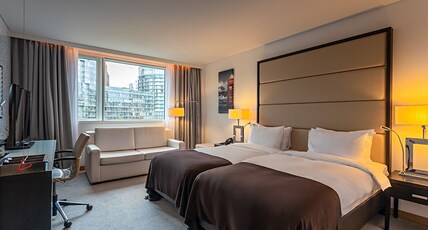 Pestana Chelsea Bridge Hotel & Spa Room Type - Twin Room - Disability Access Pestana Chelsea Bridge Hotel & Spa Room Type - Twin Room - Disability Access