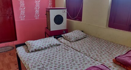 Hotel Deepika Palace Room Type - Deluxe Room NON AC Hotel Deepika Palace Room Type - Deluxe Room NON AC