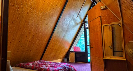 La Familia Kasol Room Type - Attic Room With River View
