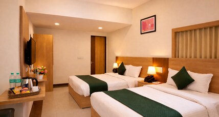 Hotel Tulsa Inn Chhatarpur Room Type - Family Room with Balcony