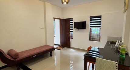 Greystone Homestay Room Type - Deluxe AC Room