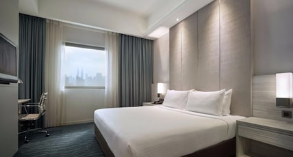 Sunway Hotel Putra Kuala Lumpur Room Type - Superior with City View Sunway Hotel Putra Kuala Lumpur Room Type - Superior with City View