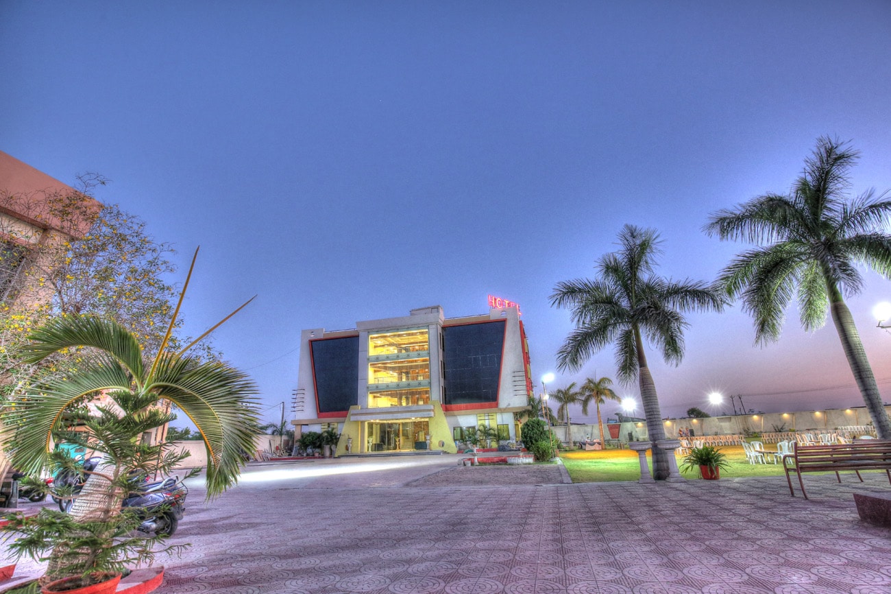 Keshwaras Residency - Tap to explore photos